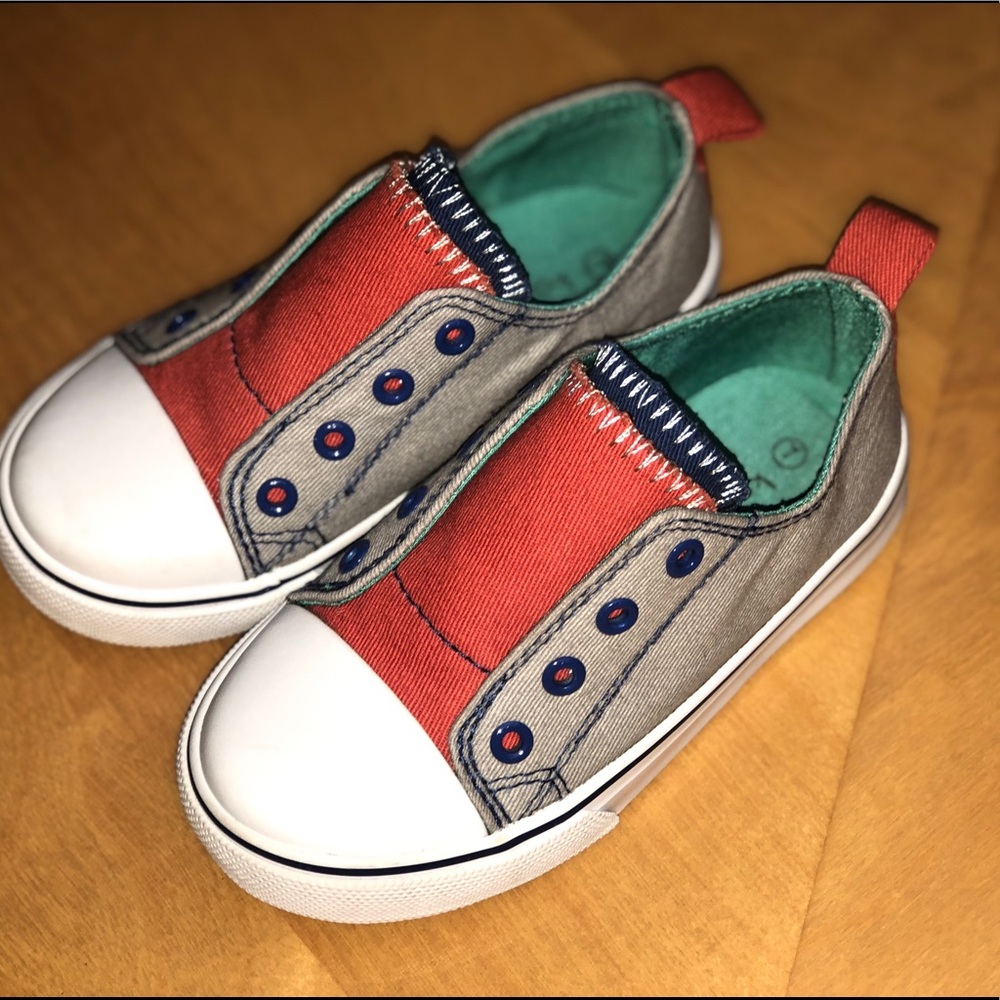 Kids shoes sneakers